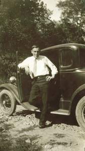 18 labeled In Kentucky 1930 1 Picture 18