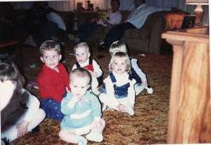 Allison Joe Erica Someone Andrea Allyssa other 2 labeled Thanksgiving 1989 Picture 18
