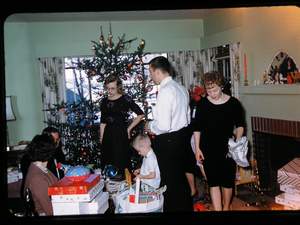 Christmas at Grandmas Joan Bill Howard Sandy Others Picture 193