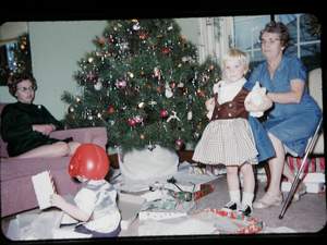 Christmas at Grandmas Joan someone Ann Hilda Picture 194