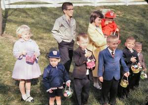 Easter at Howards Ann Dan Fay Fay Fay Steve Bill Rick Ron Picture 244