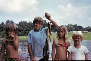 Kathy Ron Mary Tom with fish Picture 370