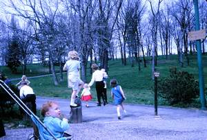 Rapid Run Park Easter Egg Hunt 05 Baby Carol Mickey Others Picture 441