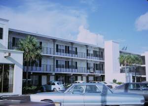 Uncle Daves Motel in Dearfield Beach Picture 577