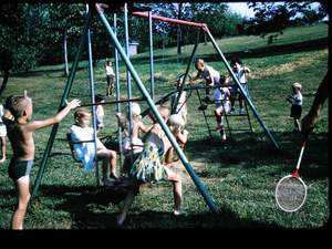 kids on swingset Picture 376