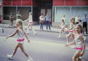 parade Mary and Beth in Baton Corps 3 Picture 421