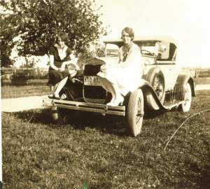 002 Someone and Hilda Picture 2