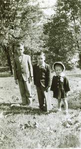 037 Roy Howard Joan Picture 37