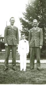 055 Howards First CommunoionUncle Rich Howard Uncle Ray Picture 55