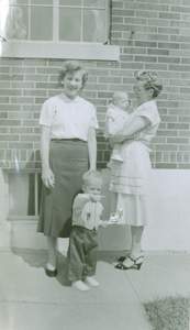 151 Sandy Bill Hilda holding Ann Picture 151