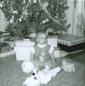 256 Christmas 1964 Beth Picture 256