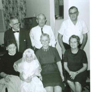 276 Anns First Communion GrandmaHusman GrandpaHusman GrandmaWitter GrandpaWitter Hilda Henry Picture 276